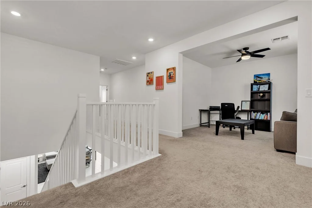 10122 Mystic Falls, Las Vegas, NV 89141
