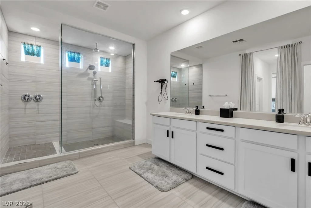 10122 Mystic Falls, Las Vegas, NV 89141