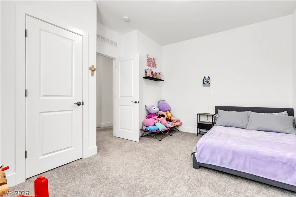 10122 Mystic Falls, Las Vegas, NV 89141