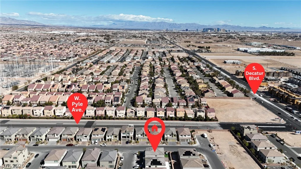 10122 Mystic Falls, Las Vegas, NV 89141