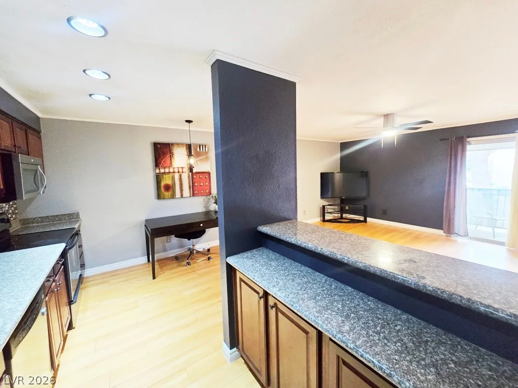 5207 Indian River, Las Vegas, NV 89103