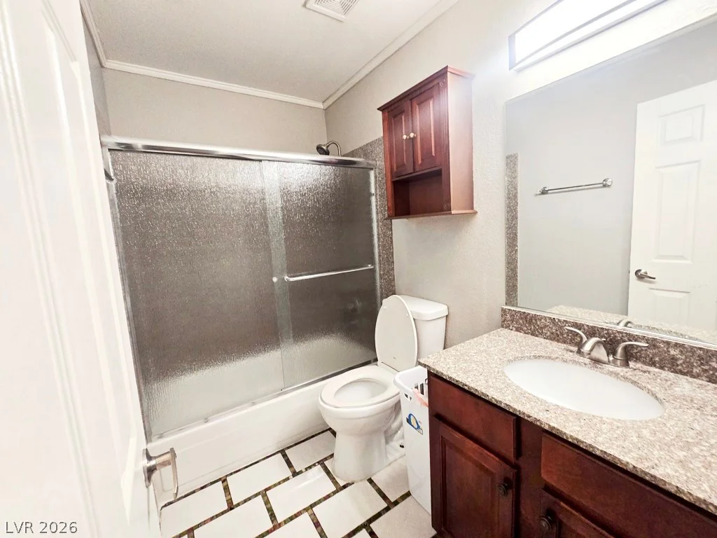 5207 Indian River, Las Vegas, NV 89103