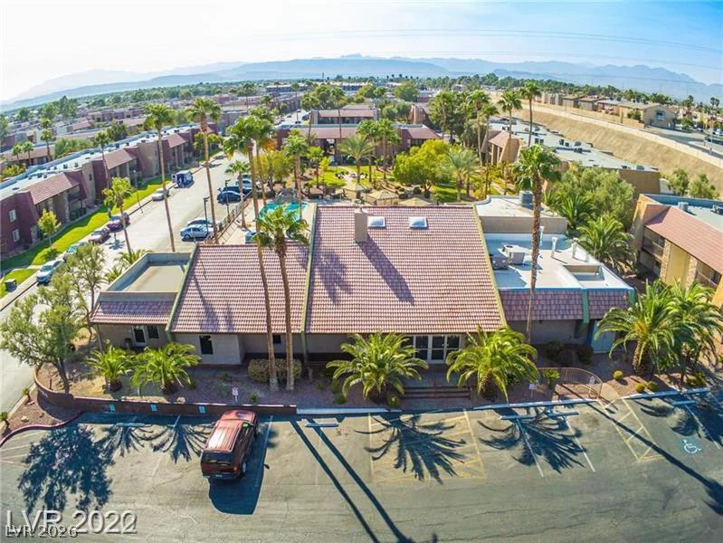 5207 Indian River, Las Vegas, NV 89103