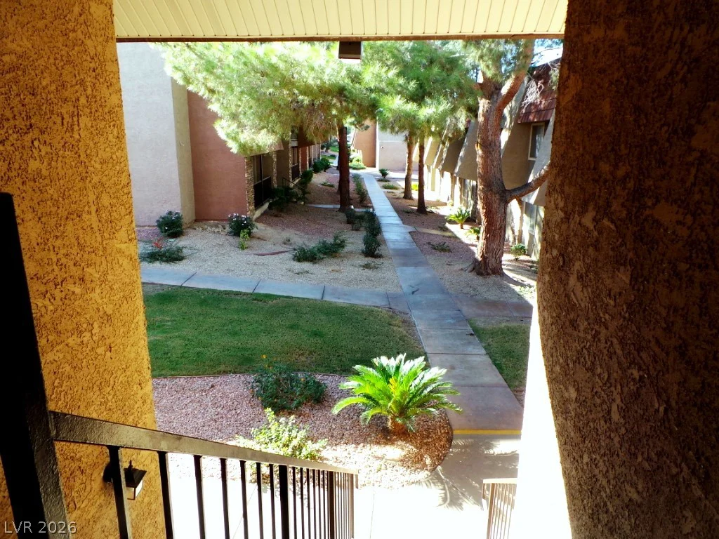 5207 Indian River, Las Vegas, NV 89103