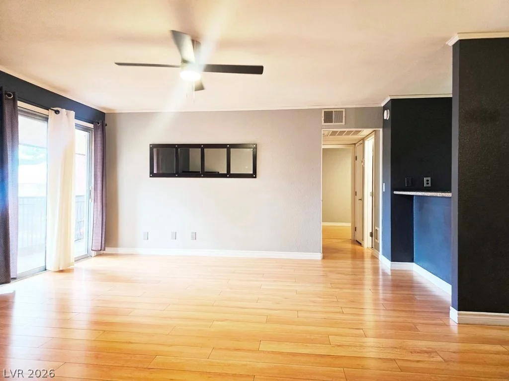 5207 Indian River, Las Vegas, NV 89103