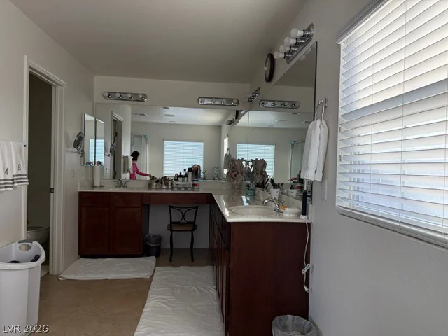5108 Shockwave, North Las Vegas, NV 89081