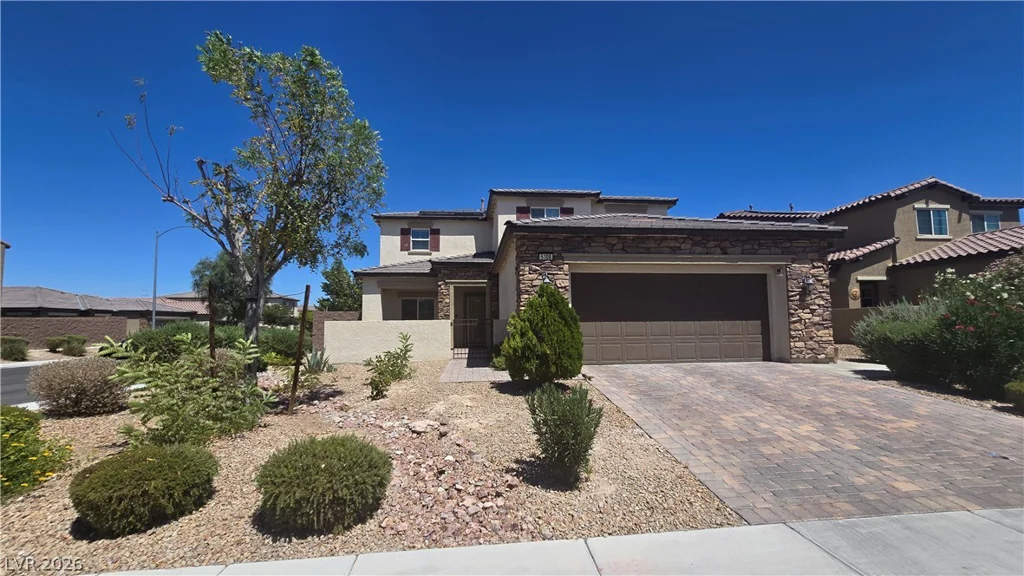 5108 Shockwave, North Las Vegas, NV 89081