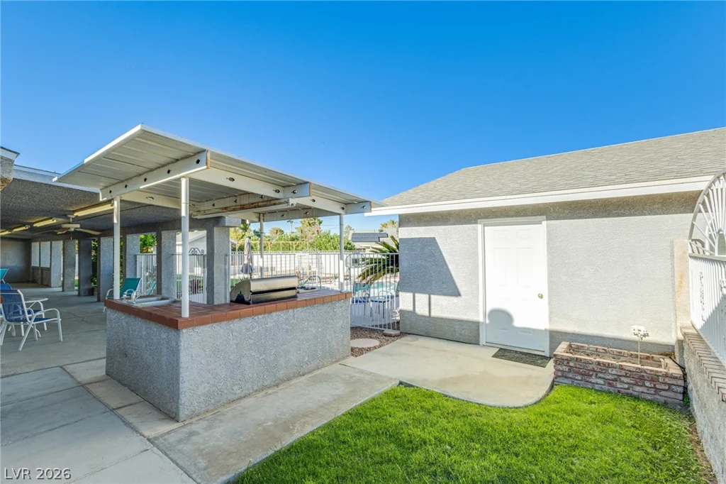 6050 Duncan, Las Vegas, NV 89108