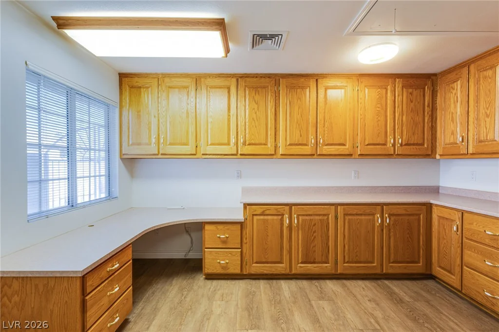 6050 Duncan, Las Vegas, NV 89108