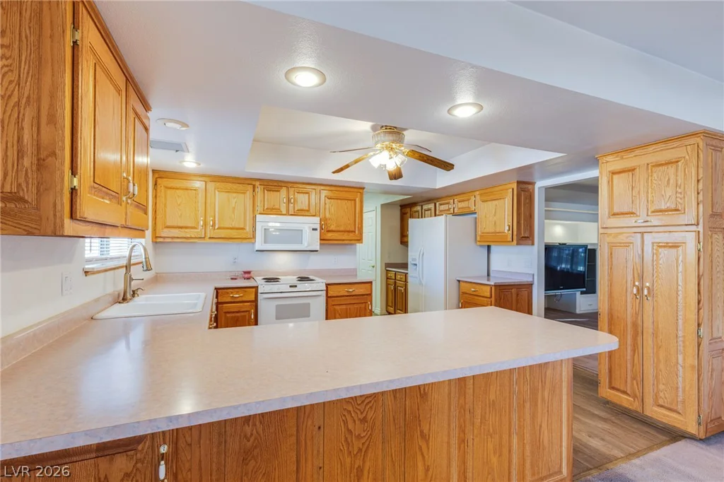 6050 Duncan, Las Vegas, NV 89108