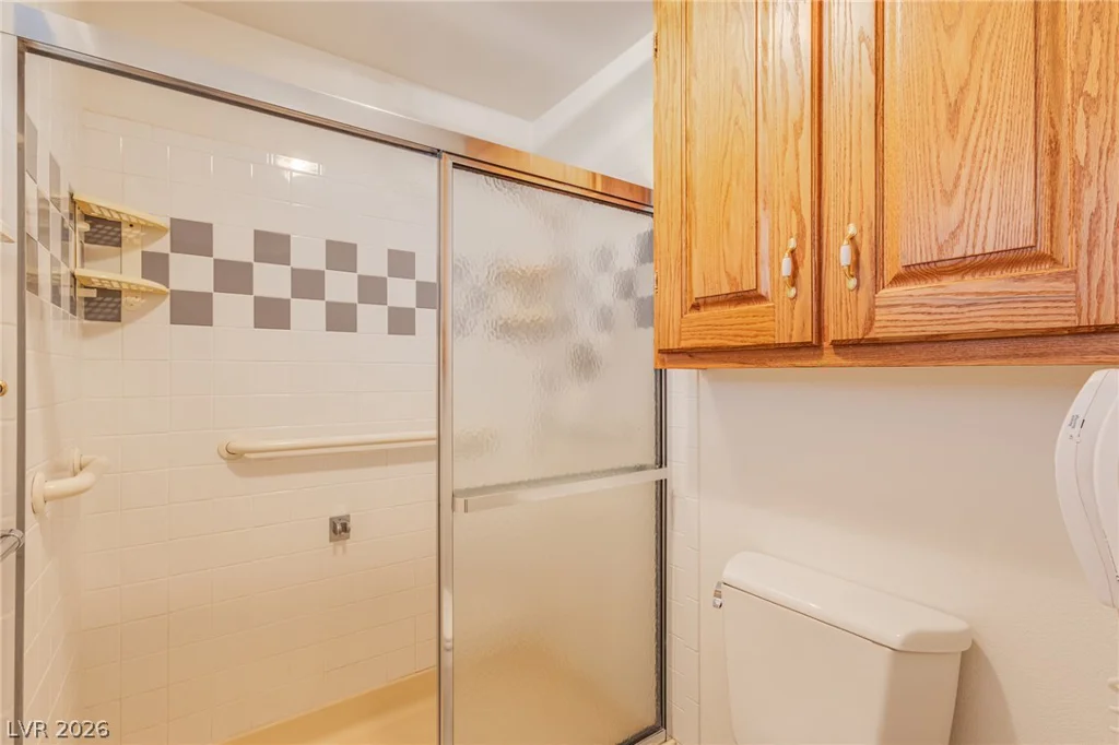 6050 Duncan, Las Vegas, NV 89108