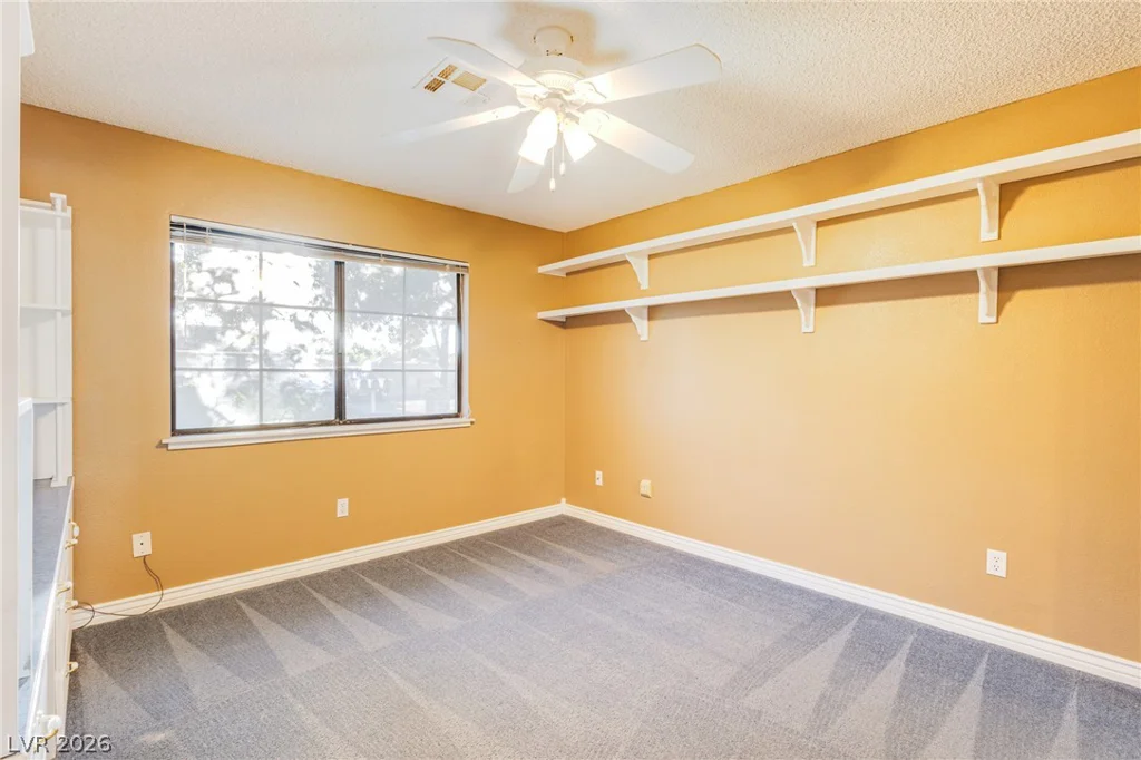 6050 Duncan, Las Vegas, NV 89108