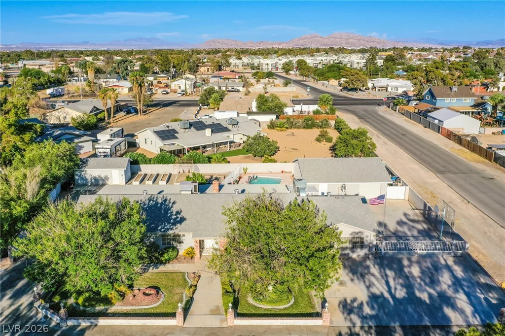 6050 Duncan, Las Vegas, NV 89108