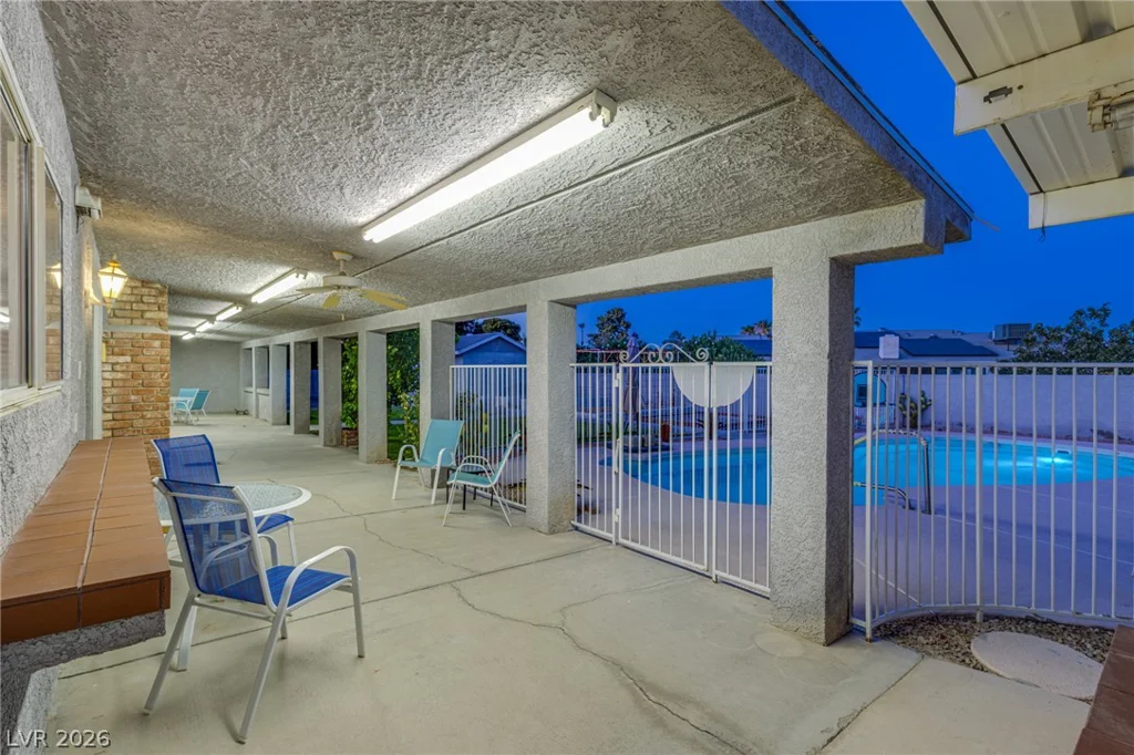 6050 Duncan, Las Vegas, NV 89108