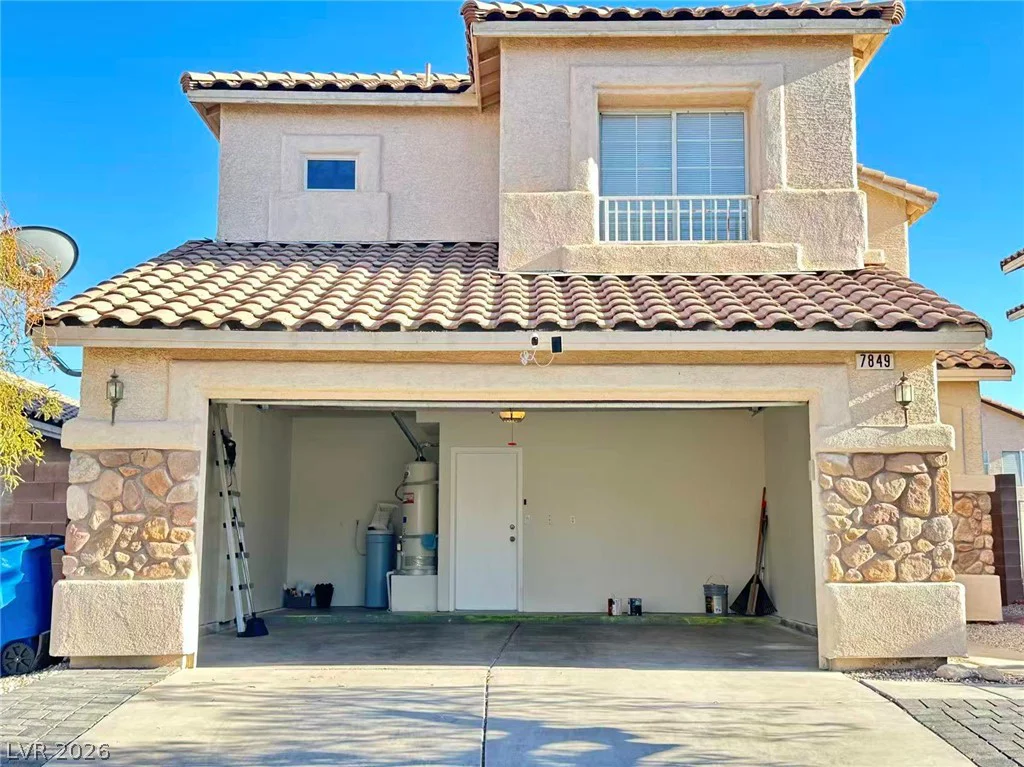 7849 Blue Brook, Las Vegas, NV 89147