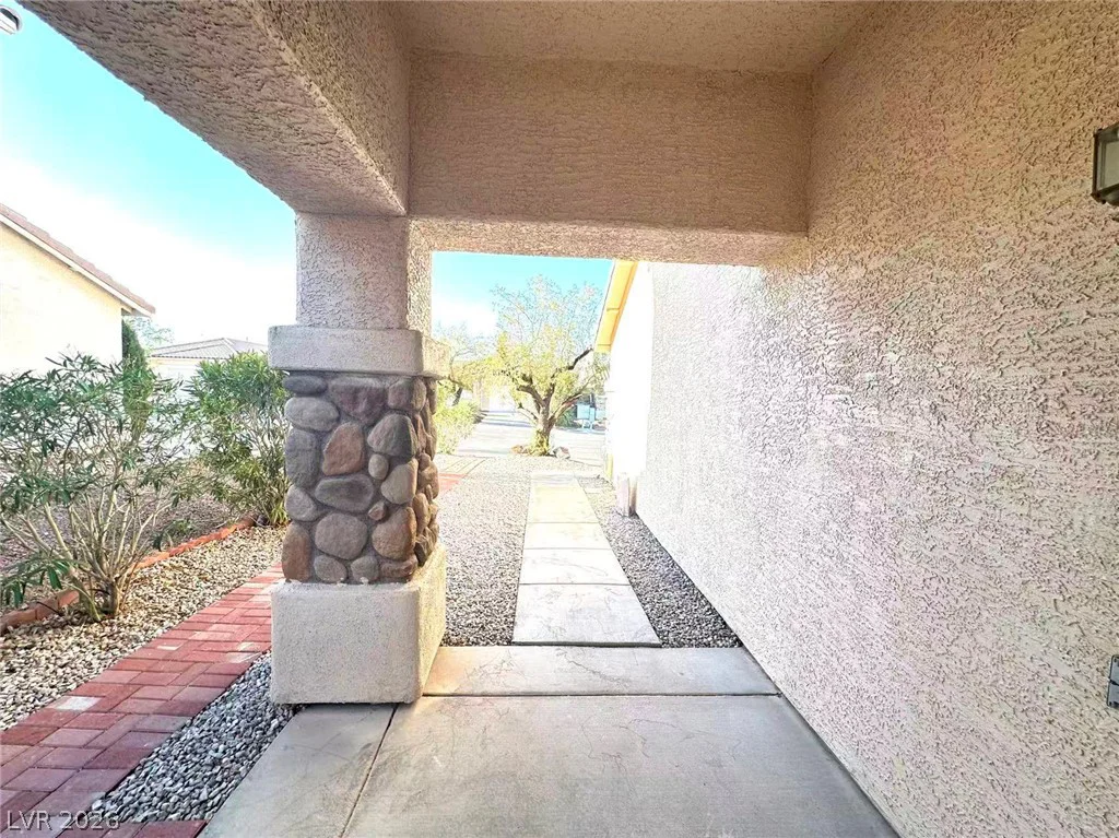 7849 Blue Brook, Las Vegas, NV 89147