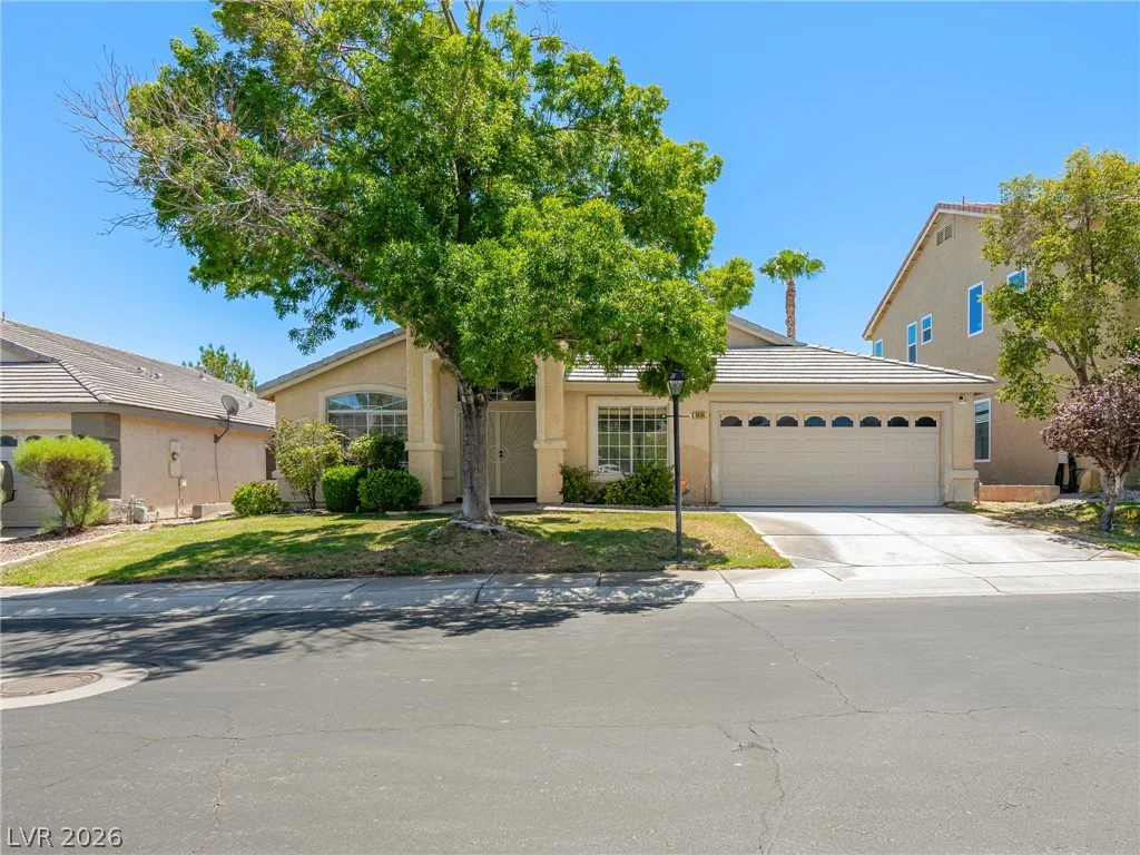 8404 Rustling Leaves, Las Vegas, NV 89143
