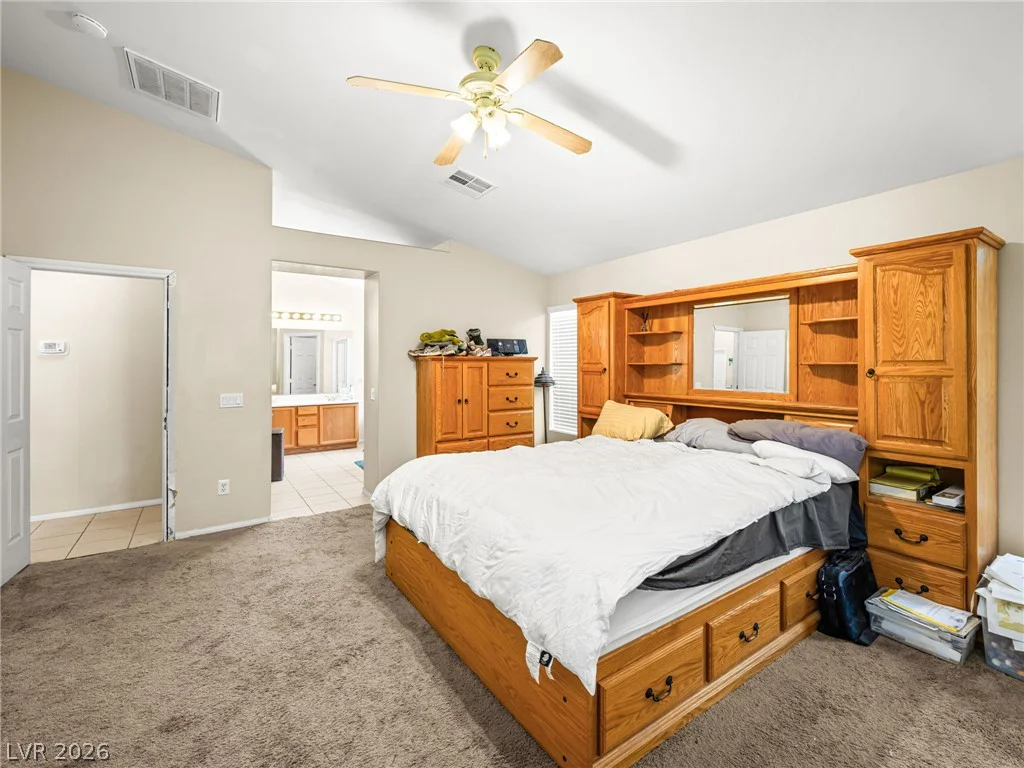8404 Rustling Leaves, Las Vegas, NV 89143