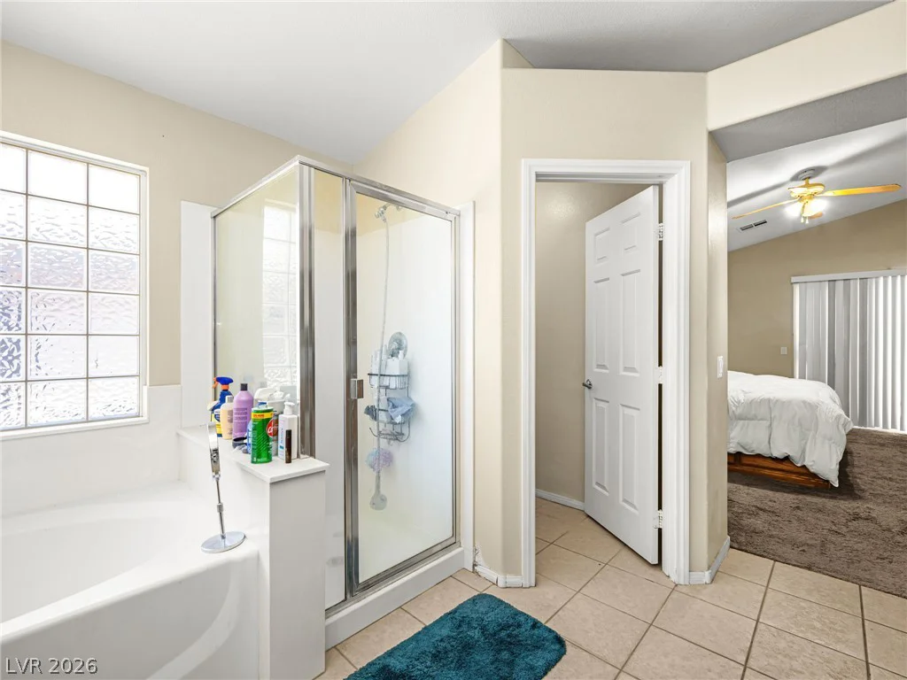 8404 Rustling Leaves, Las Vegas, NV 89143