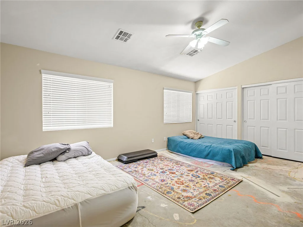 8404 Rustling Leaves, Las Vegas, NV 89143