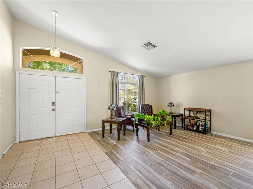 8404 Rustling Leaves, Las Vegas, NV 89143