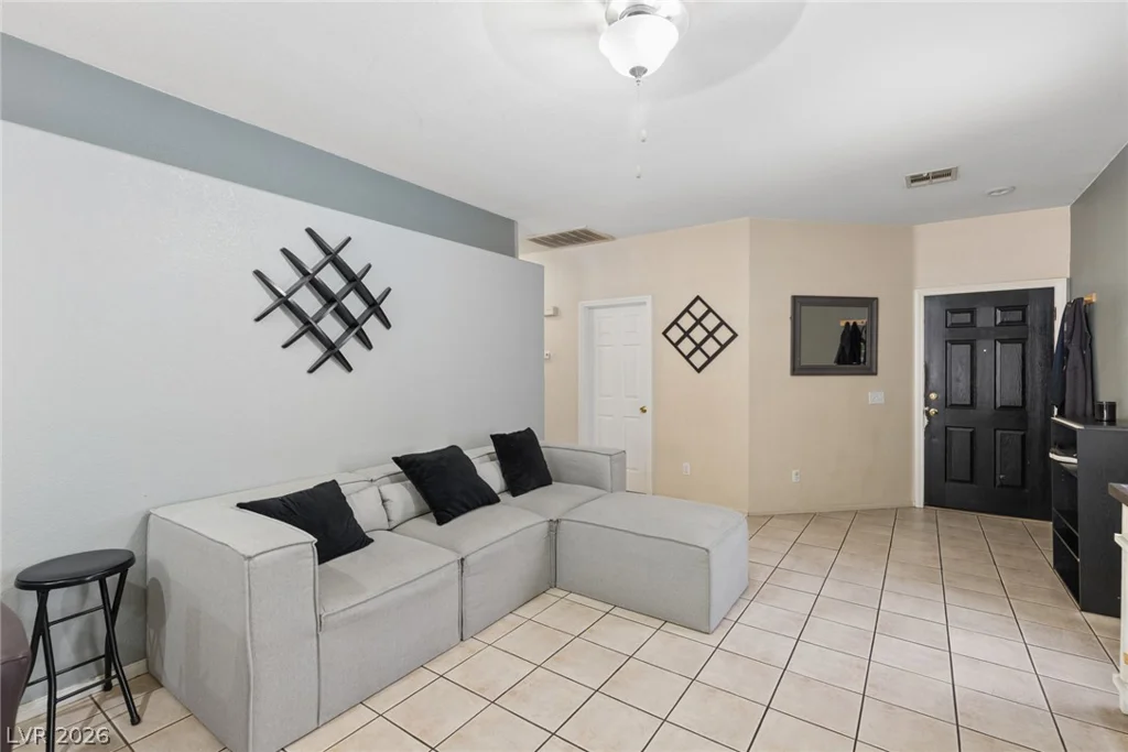 1855 Metallic, Las Vegas, NV 89183