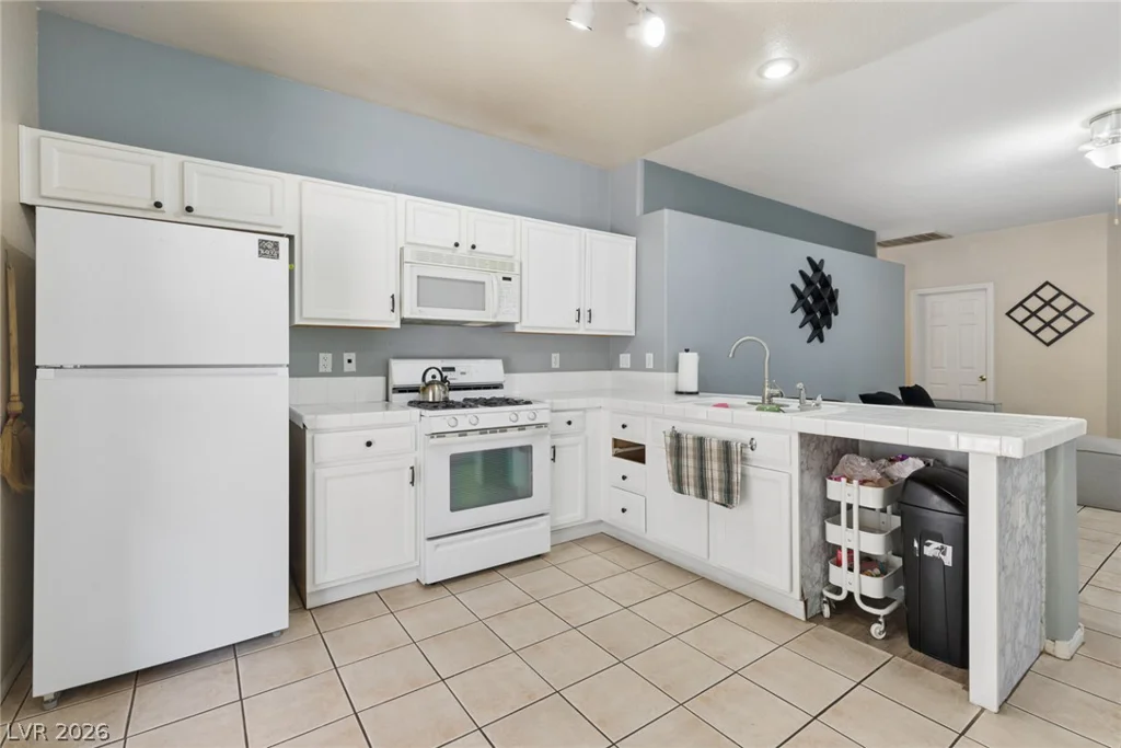 1855 Metallic, Las Vegas, NV 89183