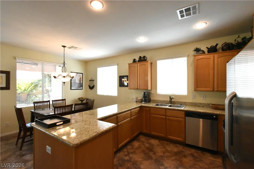 6153 Pine Banks, Las Vegas, NV 89141