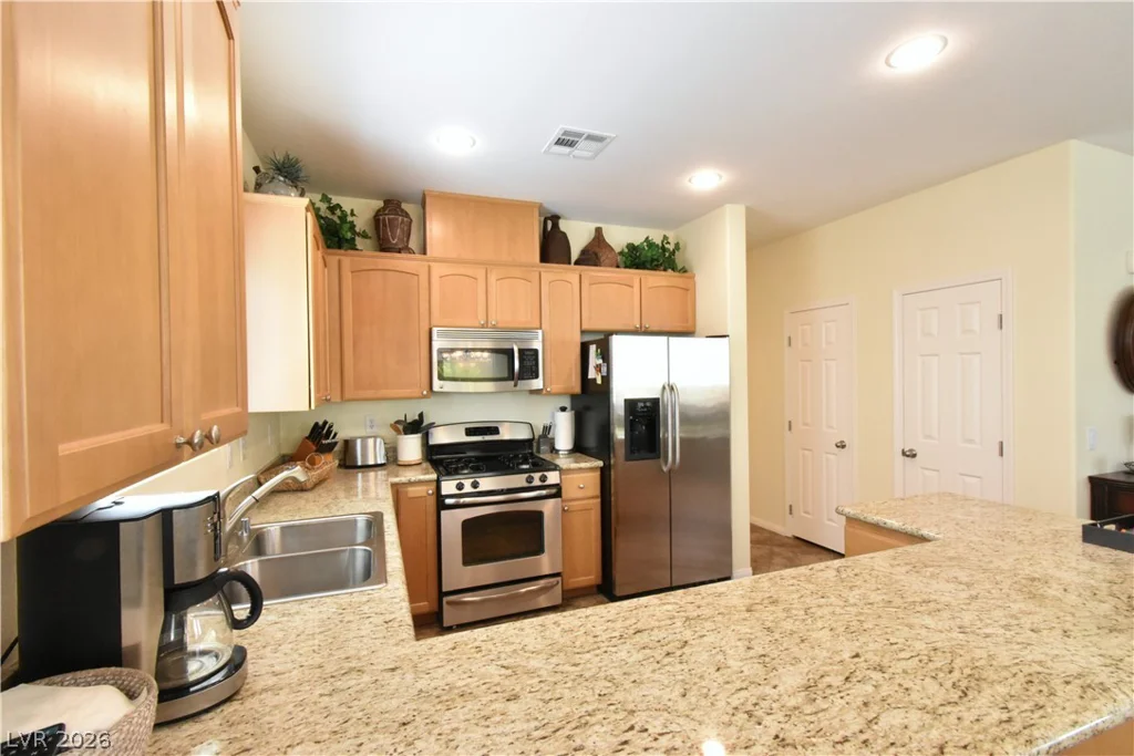 6153 Pine Banks, Las Vegas, NV 89141