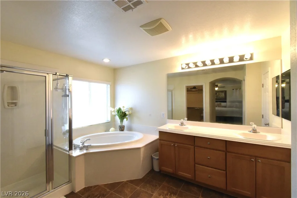 6153 Pine Banks, Las Vegas, NV 89141