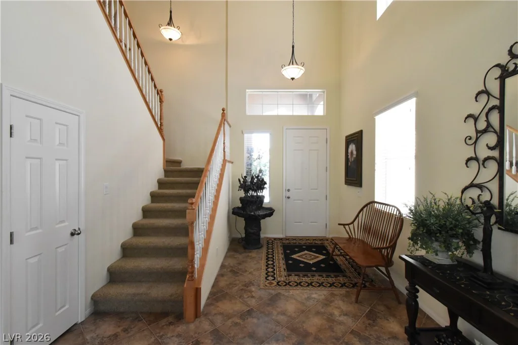 6153 Pine Banks, Las Vegas, NV 89141