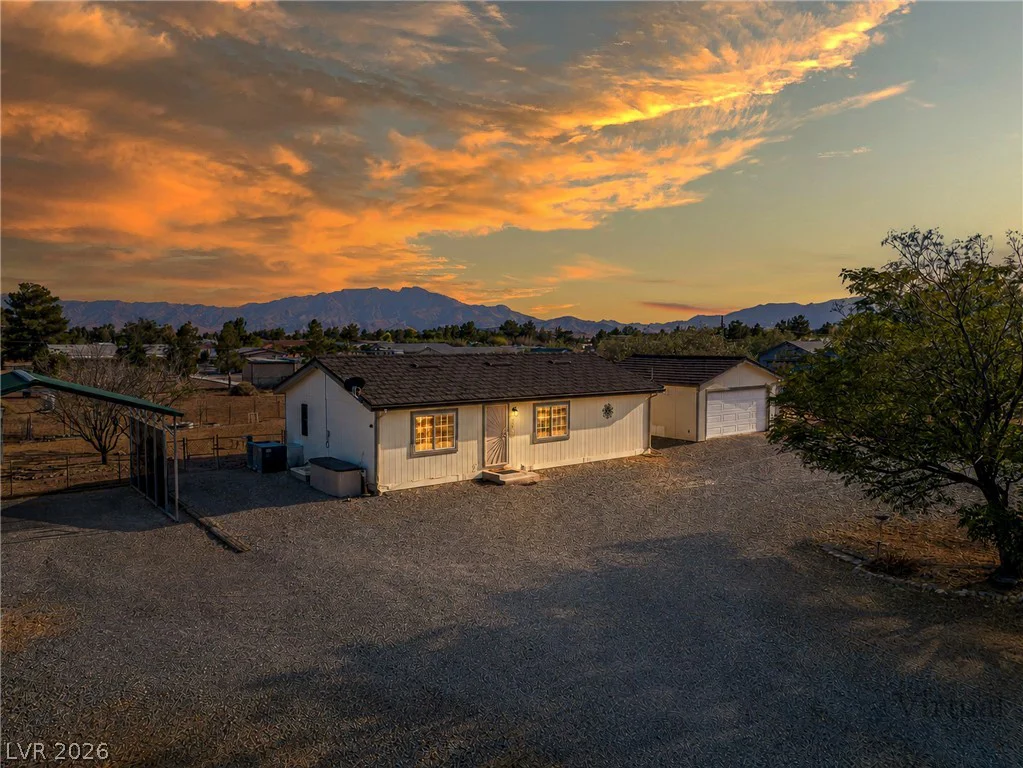 3201 Retread, Pahrump, NV 89048