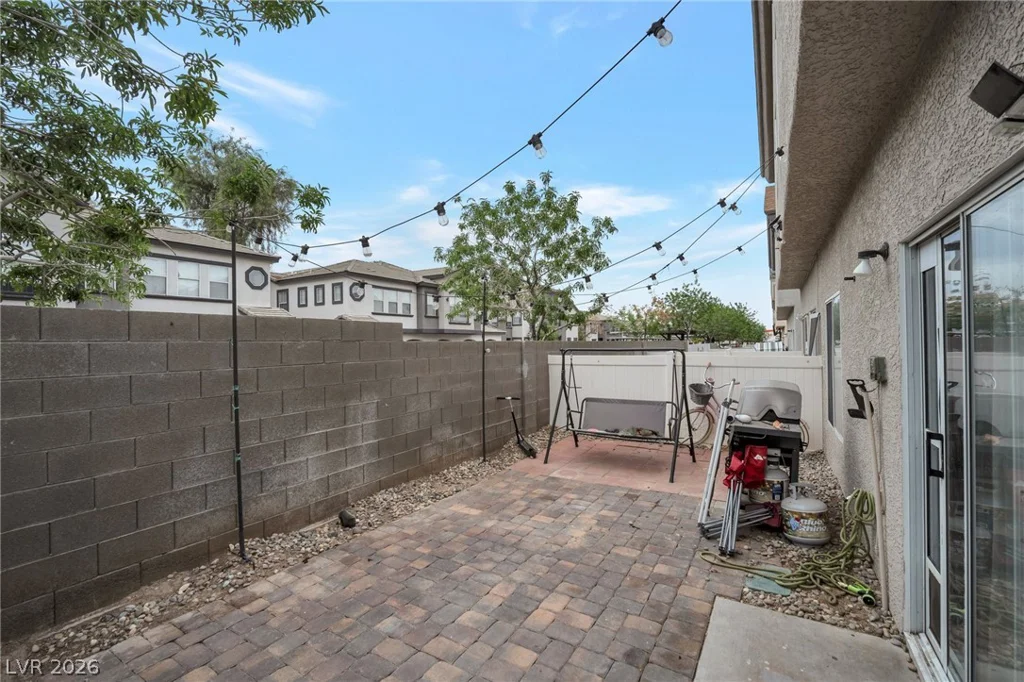 6388 Extreme Shear, Henderson, NV 89011