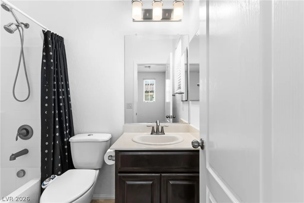 7759 Cape Cod Bay, Las Vegas, NV 89179