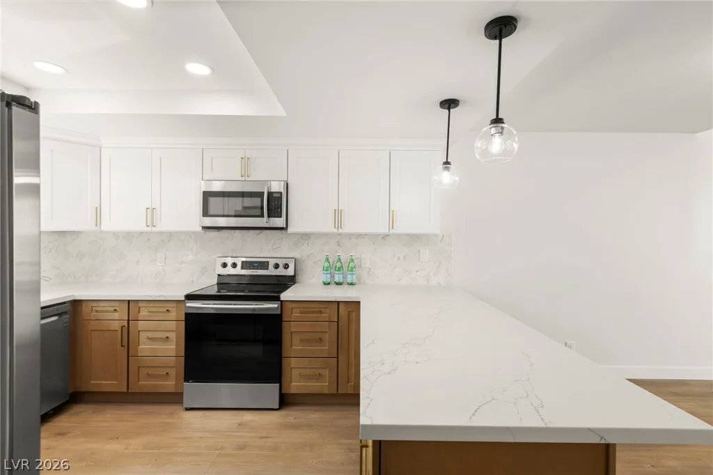 4567 Madreperla, Las Vegas, NV 89121