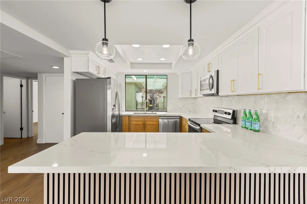 4567 Madreperla, Las Vegas, NV 89121