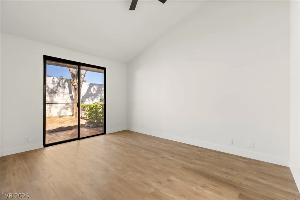 4567 Madreperla, Las Vegas, NV 89121