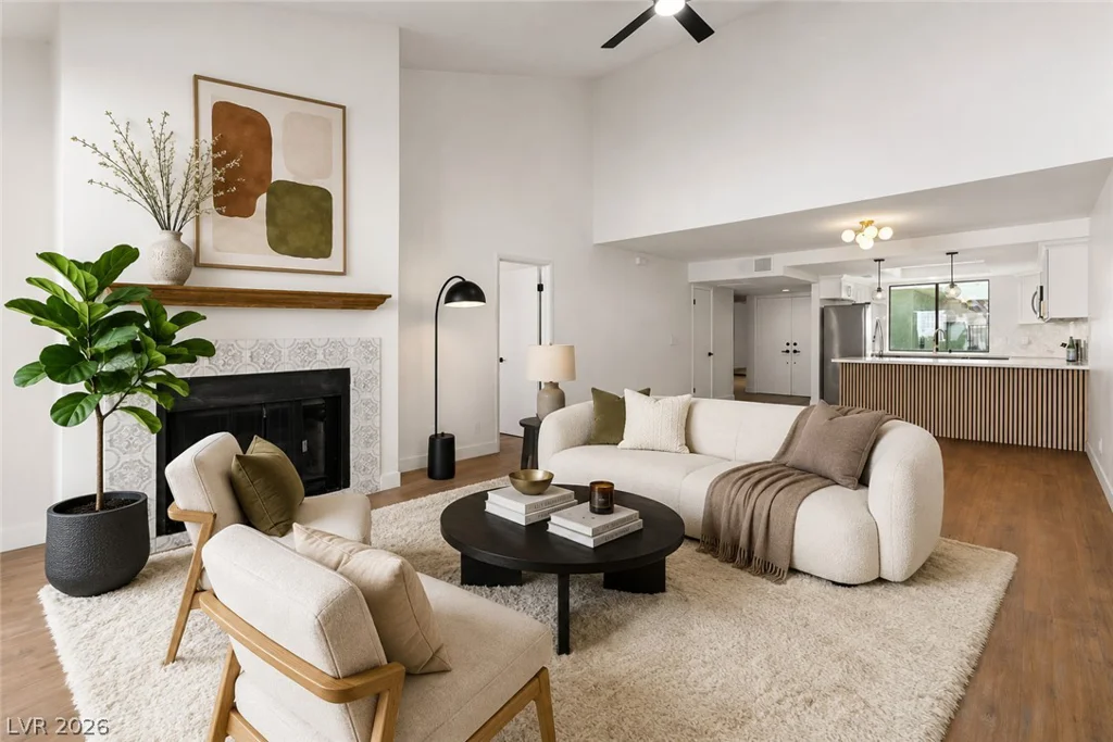4567 Madreperla, Las Vegas, NV 89121