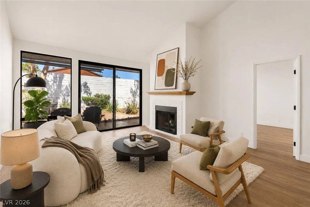 4567 Madreperla, Las Vegas, NV 89121