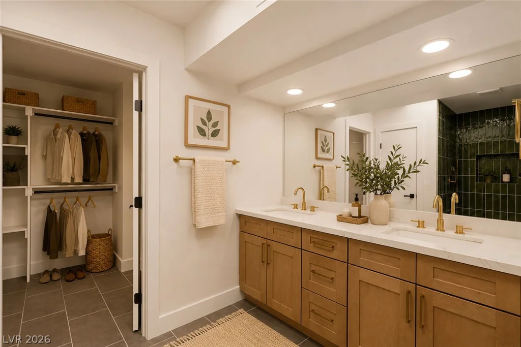 4567 Madreperla, Las Vegas, NV 89121