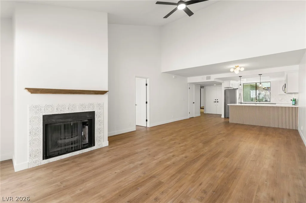 4567 Madreperla, Las Vegas, NV 89121