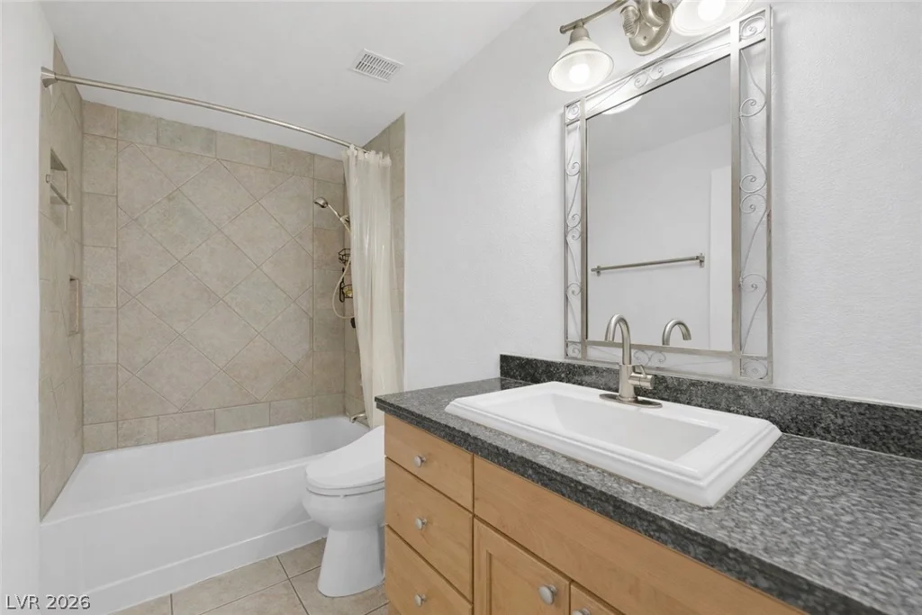 5330 Silvermist, Las Vegas, NV 89122
