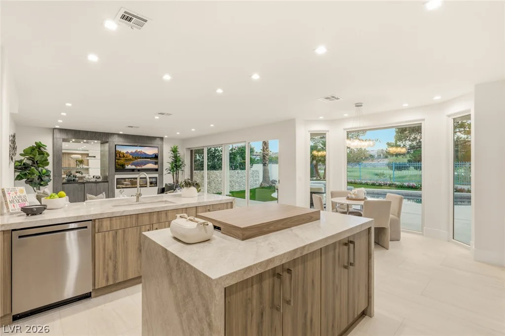 1833 Corta Bella, Las Vegas, NV 89134