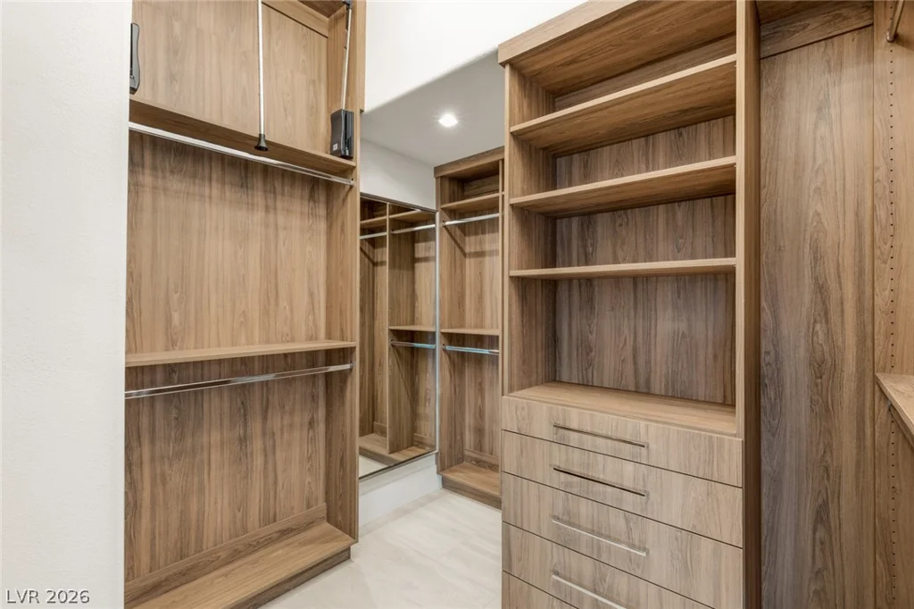 1833 Corta Bella, Las Vegas, NV 89134