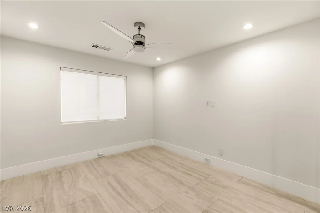 1833 Corta Bella, Las Vegas, NV 89134