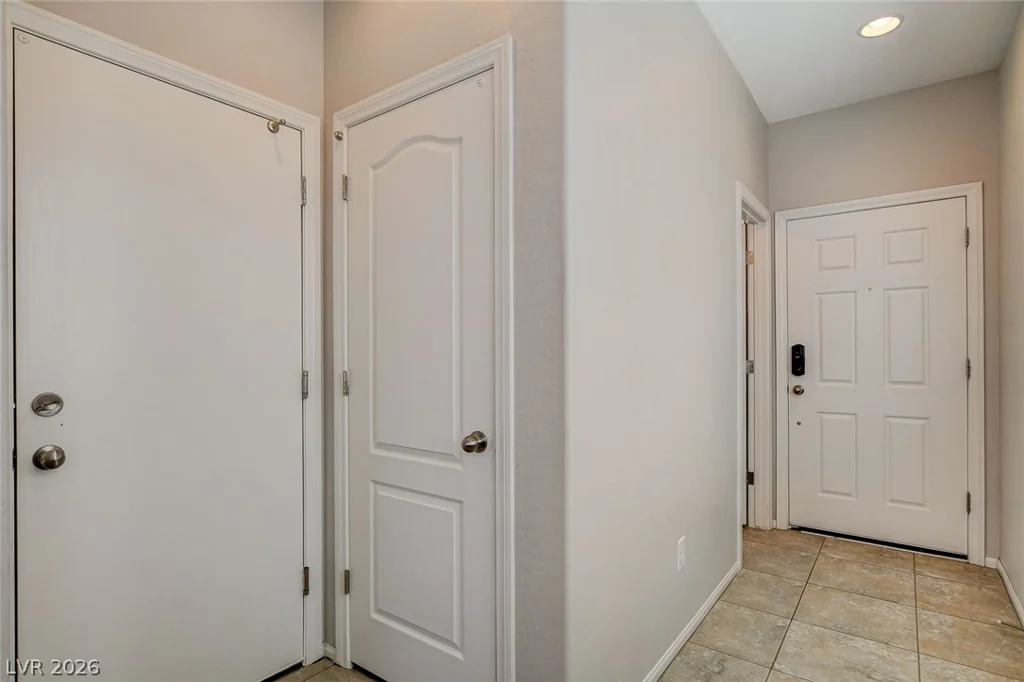 6366 Beavertail Pond, Las Vegas, NV 89122