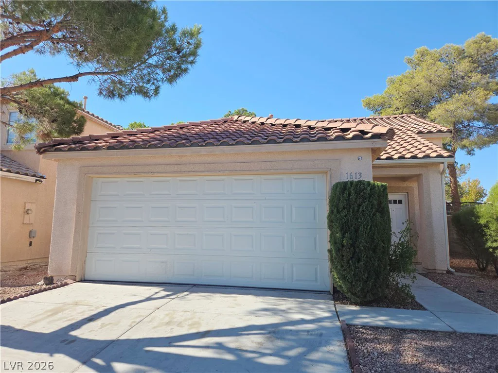 1613 Golden Glen, North Las Vegas, NV 89031