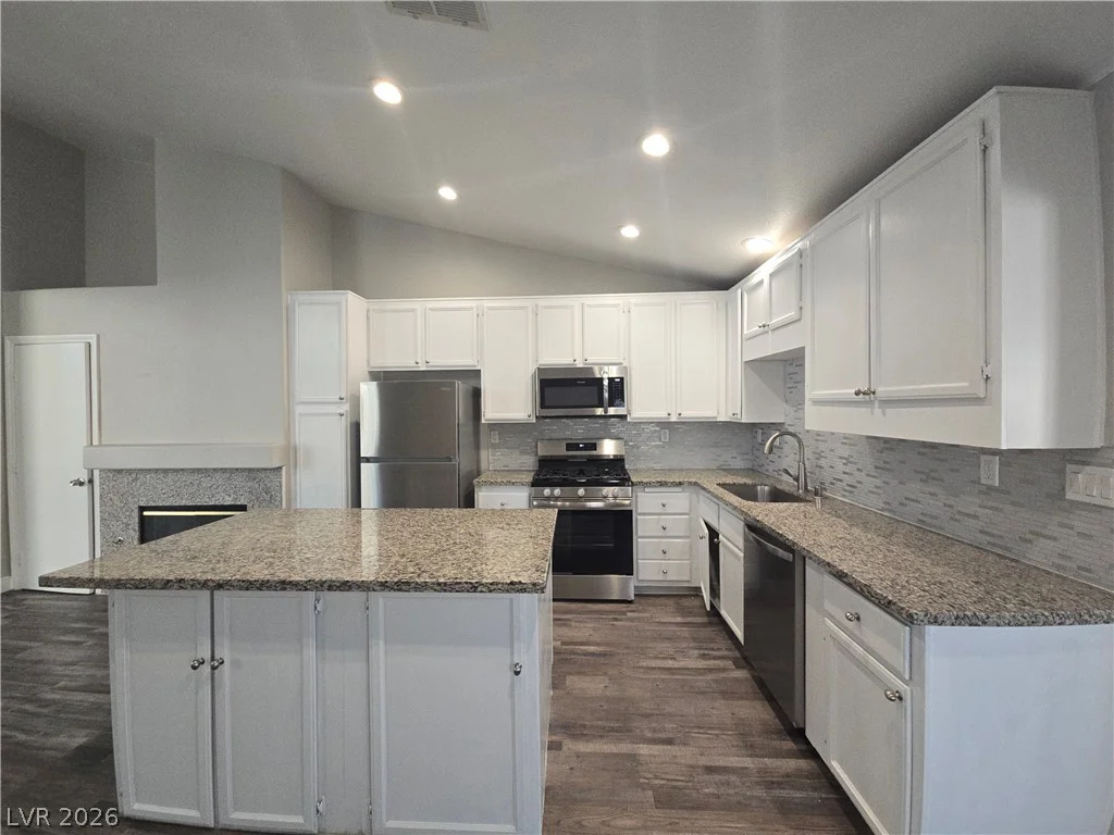 1613 Golden Glen, North Las Vegas, NV 89031