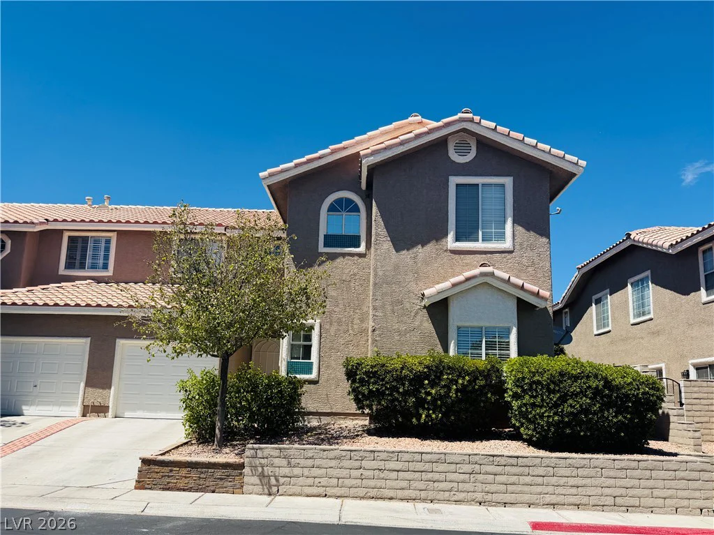 9274 Silver Arrow, Las Vegas, NV 89117