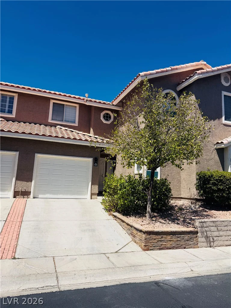 9274 Silver Arrow, Las Vegas, NV 89117
